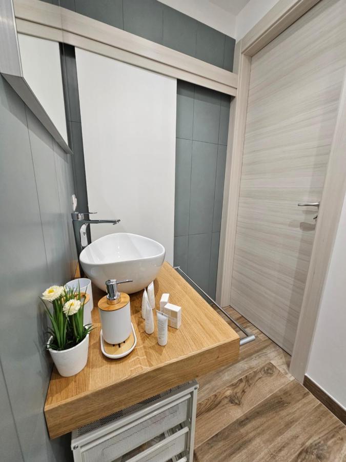 Zaffiro'S House Hotel Чефалу Екстериор снимка